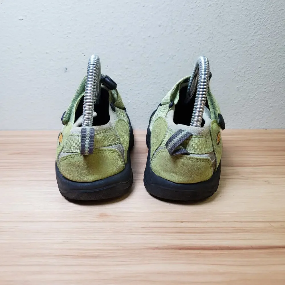Keen Kids Size‎ 4 Water Shoes Hiking Sandal Light Green Outdoor Camping Gorpcore